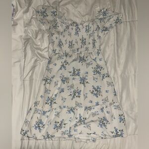 Blue and White Floral tie-back dress Hollister XS